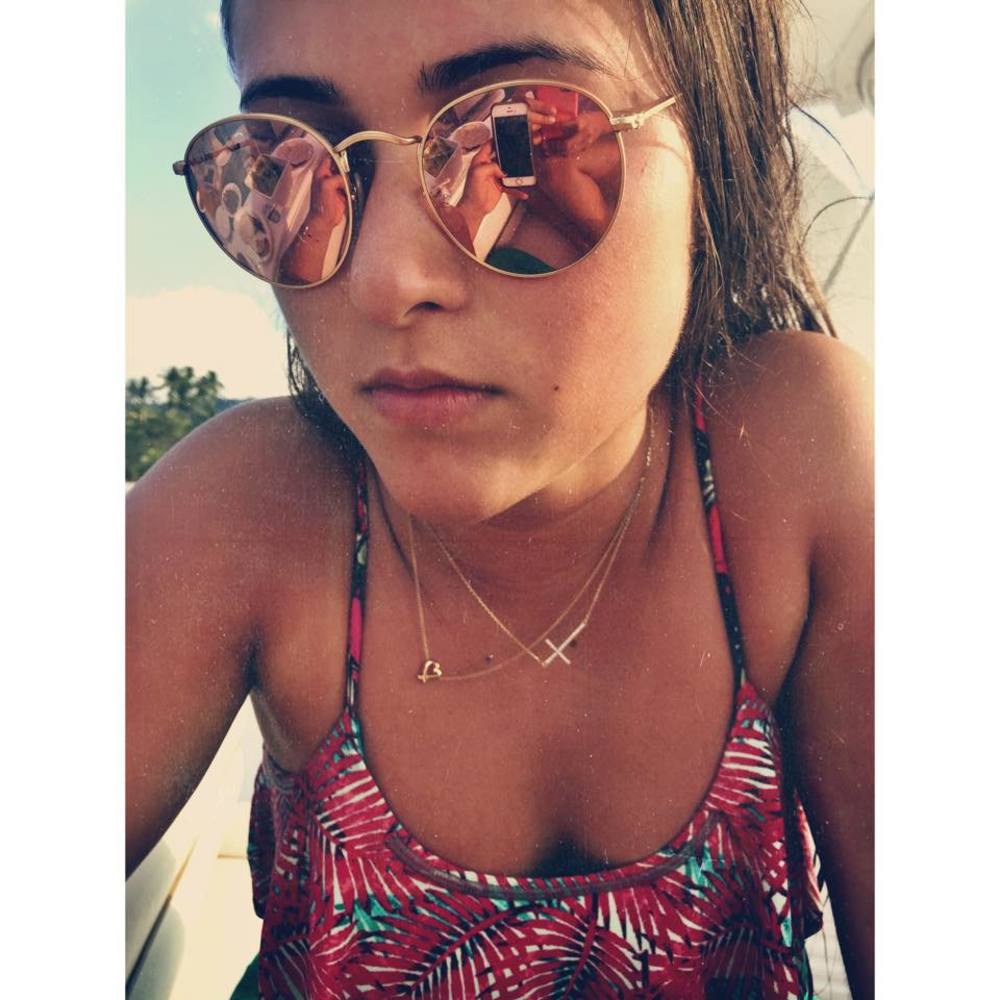 Meet your Posher, Camila